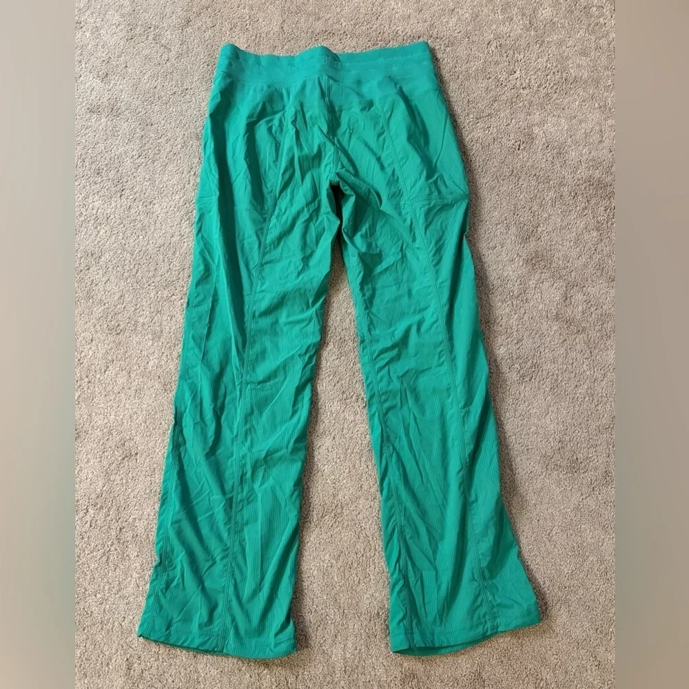 Lululemon Dance Studio Mid-Rise Pant Full Length Kelly Green Swift Size 10